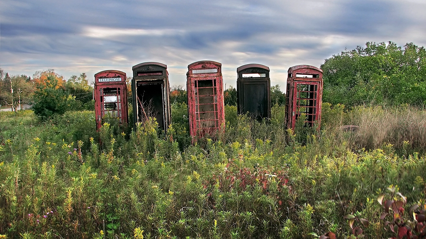 Rick Harris photographing abandoned architecture